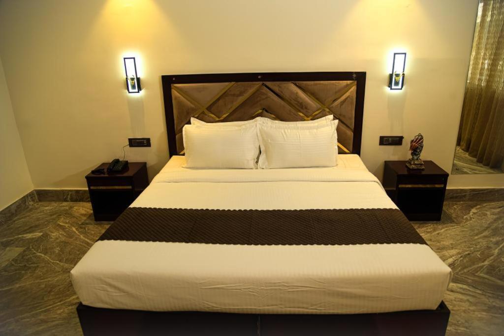 Cloud Social Hotel Shillong Luaran gambar