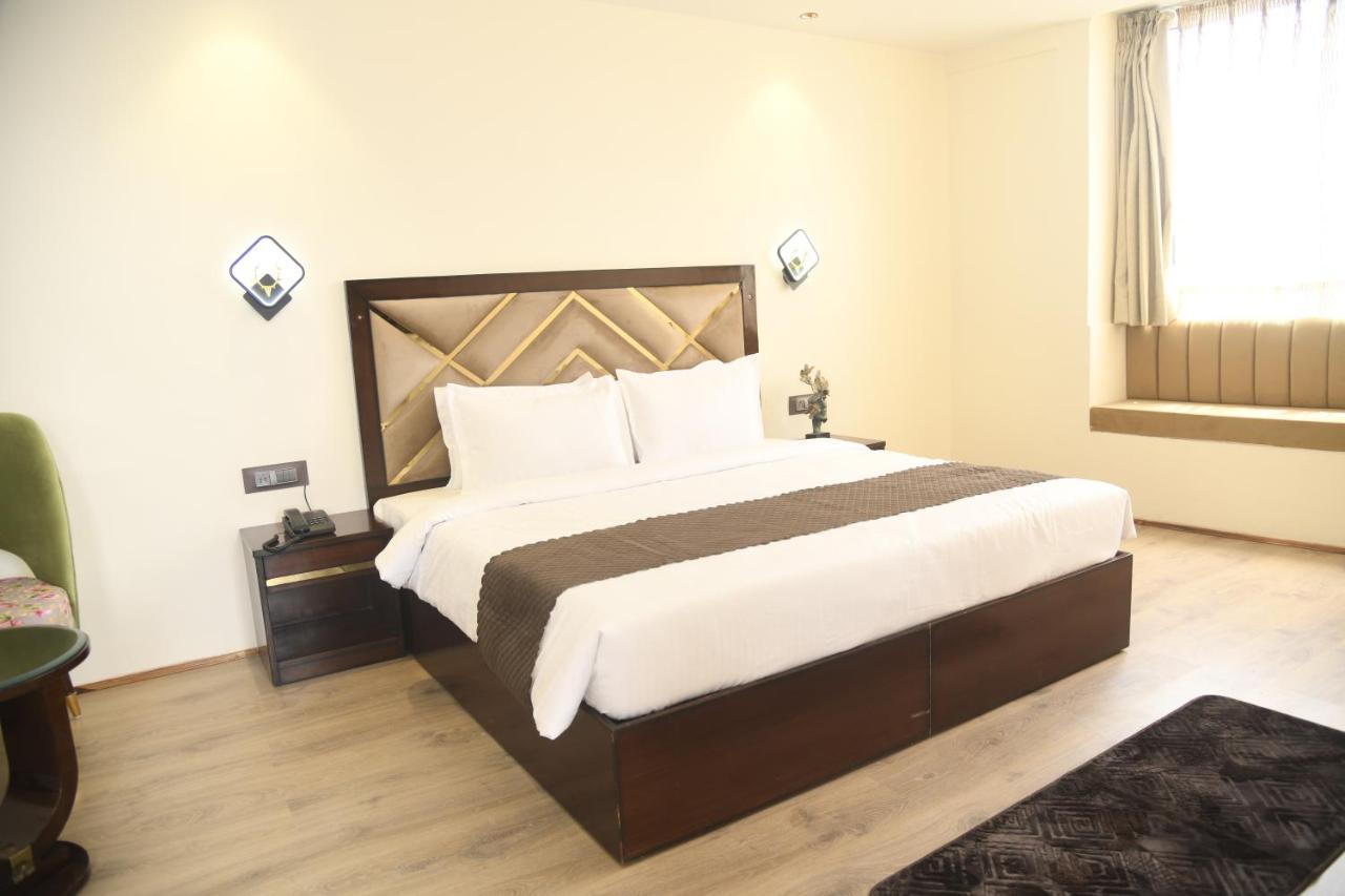Cloud Social Hotel Shillong Luaran gambar